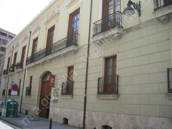 Valladolid - Palacio del Marques de Castromonte - Calle Fray Luis de Leon 014 2008