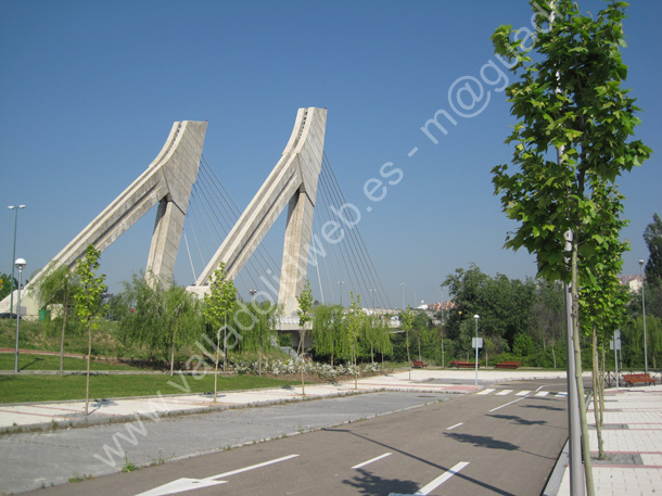 Valladolid - Puente de la Hispanidad 004 2011