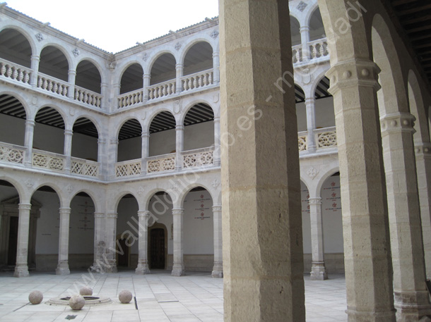 Valladolid - Palacio de Santa Cruz 100 2010