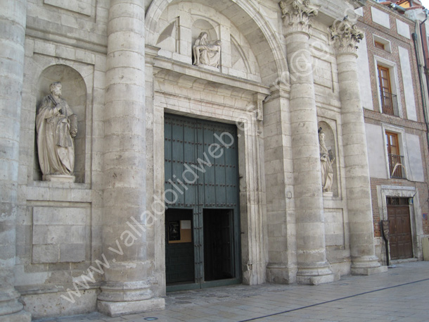 Valladolid - Iglesia de Las Angustias 015 2011