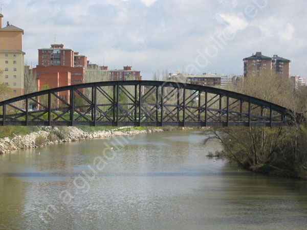 Valladolid - Puente Colgante 001 2006