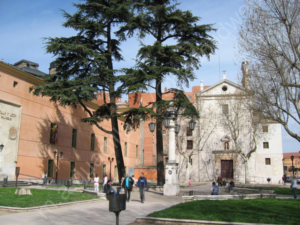 Valladolid - Plaza de la Trinidad 003 2006