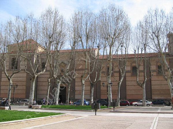 Valladolid - Plaza de la Trinidad 004 2006