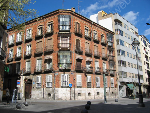 Valladolid - Plaza de los Arces 005 2008